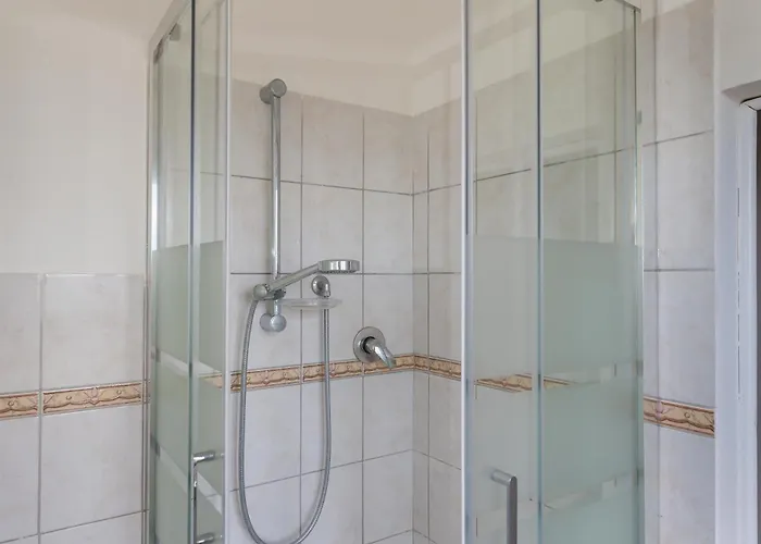 Nyaraló Lecasedicatia *